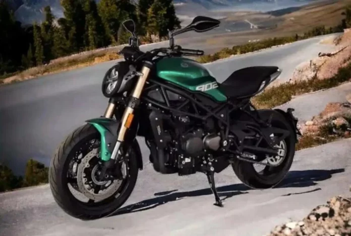 Benelli-902S-A-New-Era-in-Power-Cruisers Benelli-902S-A-New-Era-in-Power-Cruisers.webp