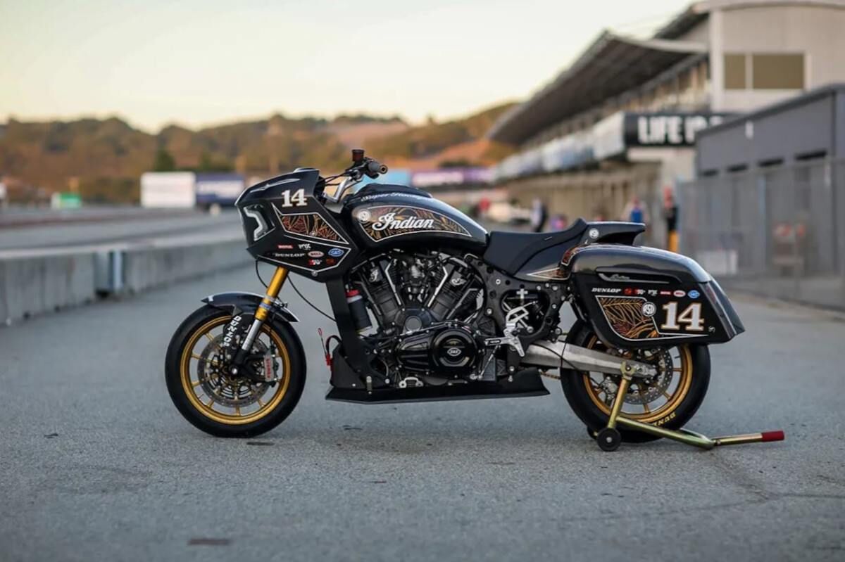 Roland Sands presents the King of Baggers Cover-Roland-Sands-King-Of-Baggers