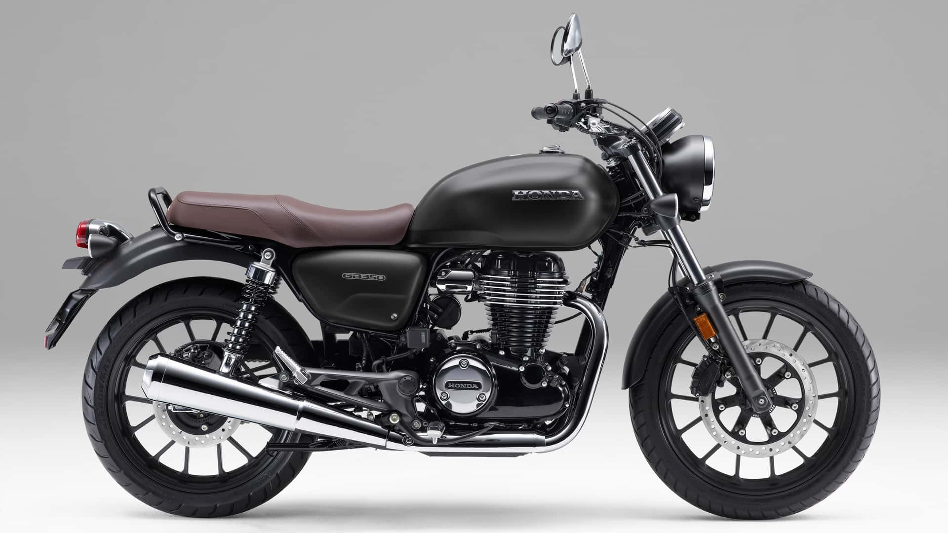 Honda's Retro-Modern Twins Get a New Look for 2023 Honda's R