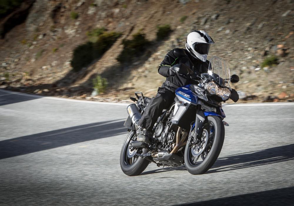 Triumph Tiger 800 XR, Review and Price Triumph Tiger 800 XR
