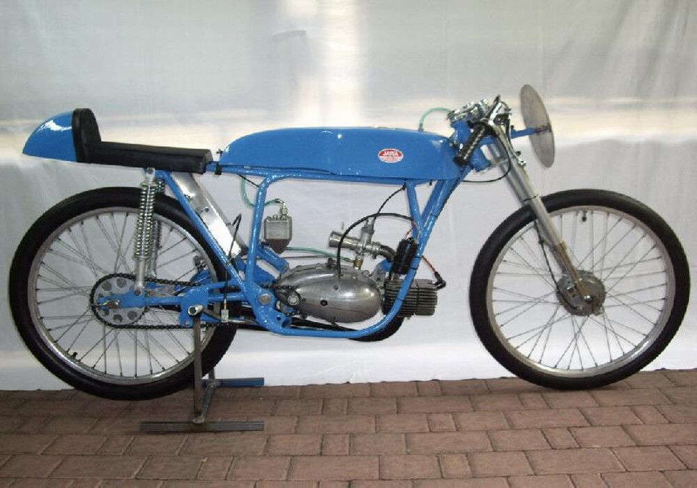 Classic : Heritage pictures of Jawa Motorcycles used for Race