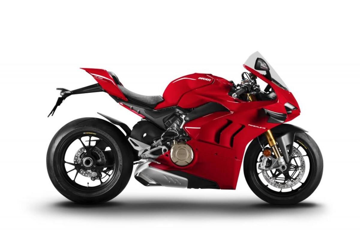 What makes Ducati Panigale V4 2021 more ruthless? Cover-2021-Ducati-Panigale-V4-and-V4S