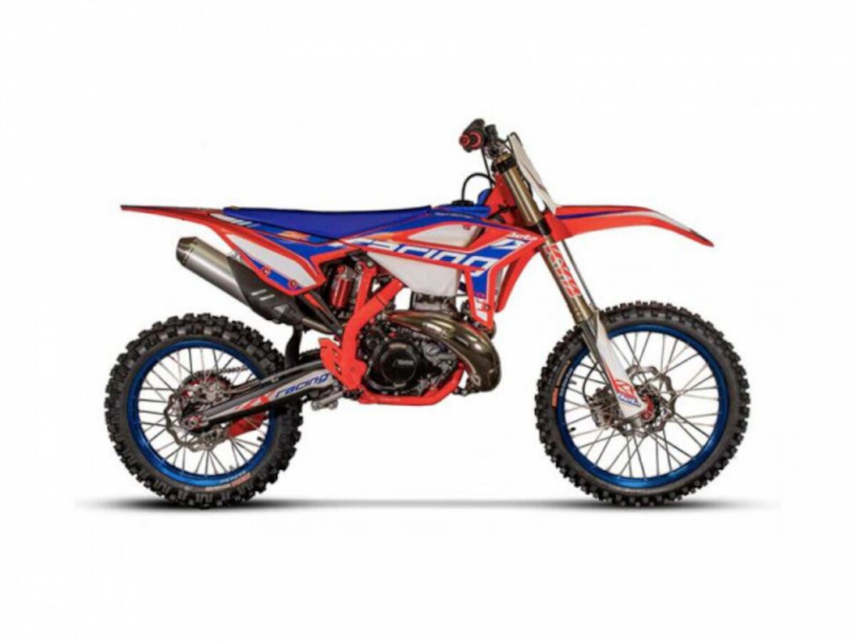 Motocross models for 2021 Cover-2021-Beta-300-RX