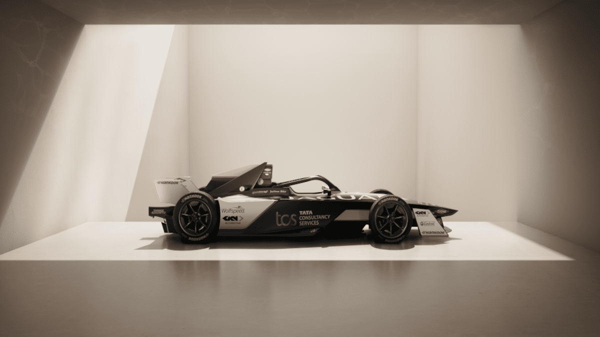 GKN Automotive’s CTO Dirk Kesselgruber on the future of electric vehicle technology JAGUAR_I