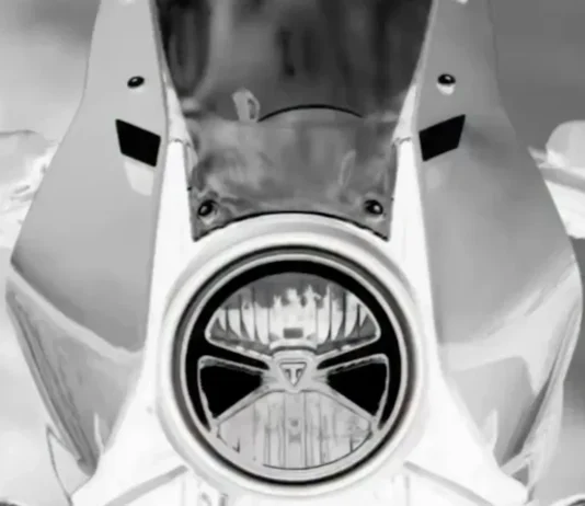 The 100,000 Club: Triumph’s New Historic Three-Year Sprint in India Triumph-Thruxton-400-cov.webp