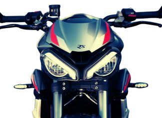 Triumph’s Eyes of the Beholder: A new Visual History Triumph-Street-Triples-headlight-generations-.jpg